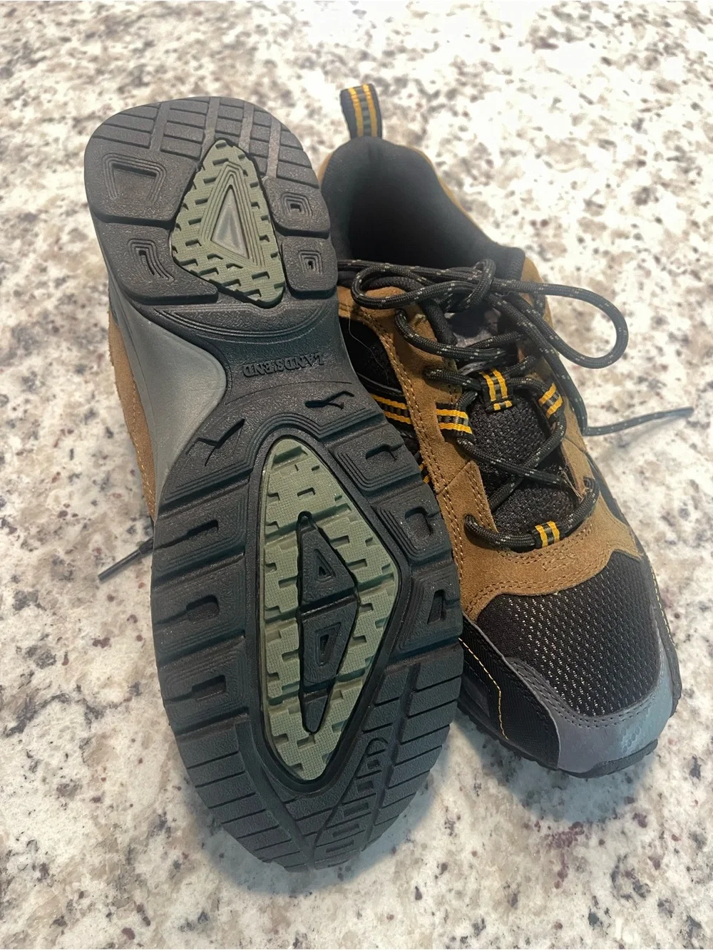 Lands’ End NatureTex 70 Men’s Trail Hiking Walking Shoes 8.5D